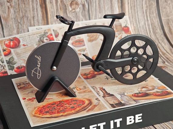 Custom Bicycle Pizza Cutter - Laser Engraved Novelty Kitchen Tool for Cyclists