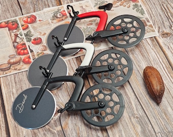 Cortador de pizza personalizado con forma de bicicleta: regalo para aficionados al ciclismo