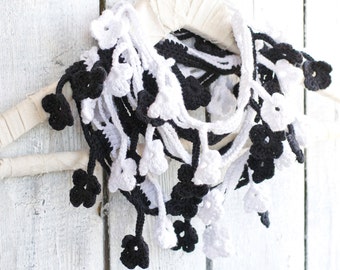 Black and White Flower Loop Scarf, Egyptian Cotton, Crochet Bohemian Accessories, Romantic Fashion