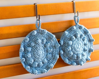 Linen and Cotton Crochet Blue Pot Holders, a Set of 2 Natural Pot Holders, Kitchen Accessories, Cooking Gift, Blue Kitchen