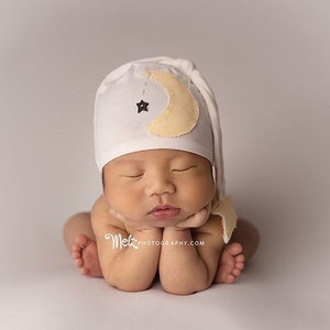 Newborn Knot Hat / Star and Moon Prop Hat / Moon Hat / Night Cap hat