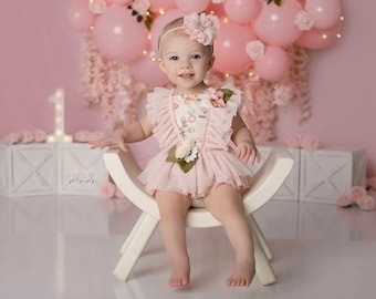 Tiny Flower Gardenia Sitter Romper / 6-12 months / Cake Smash Outfit / Dress
