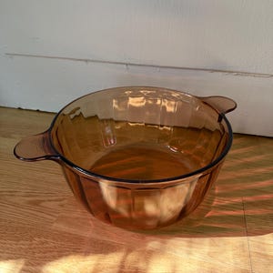 Vintage Corning Visions Light Amber Paneled Glass Dutch Oven 4.5 Liter