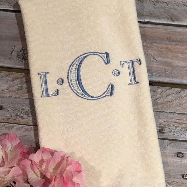 Monogrammed Hand Towel, Open Ribbed Monogrammed Towel, Personalized Wedding Gift, Personalized Monogrammed Hand Towel, Housewarming Gift.