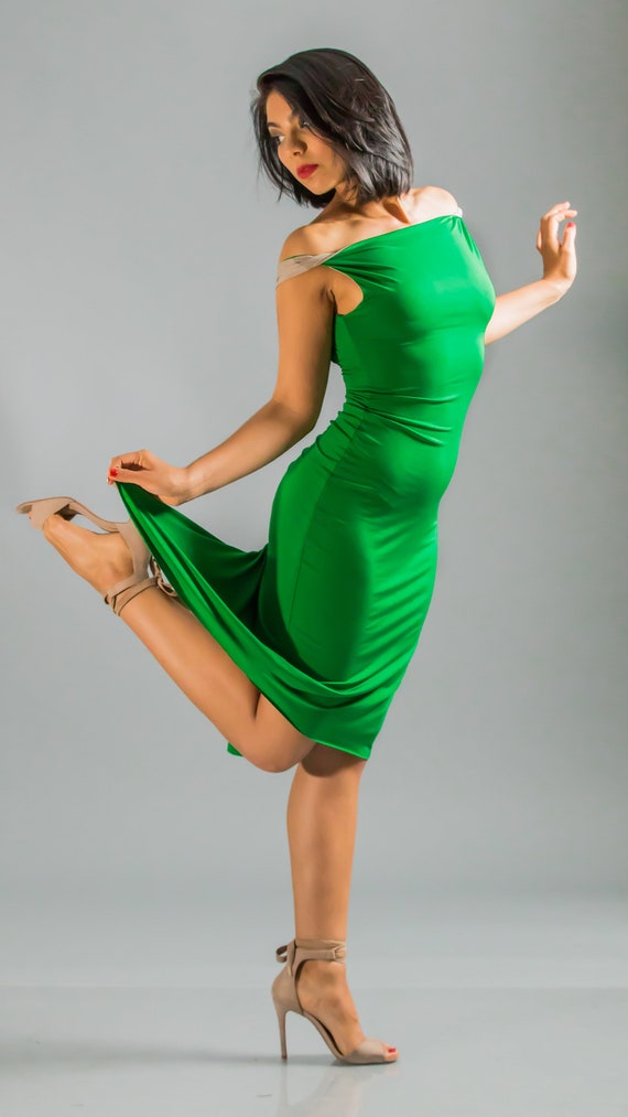 Sakura】アルゼンチンタンゴドレス、ミロンガ、デモなど Sakura