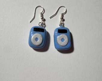 Retro iPod Earrings – Polymer Clay Music Player Earrings, Y2K Nostalgia Jewelry, Handmade Resin Coated Dangles