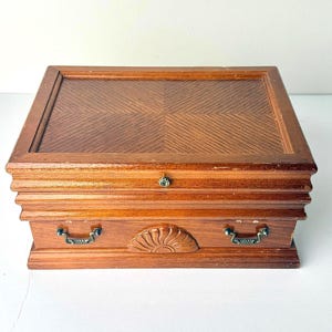 Vintage Edwardian Style Wooden Jewelry Box – Parquet Inlay & Art Nouveau Fan Motif