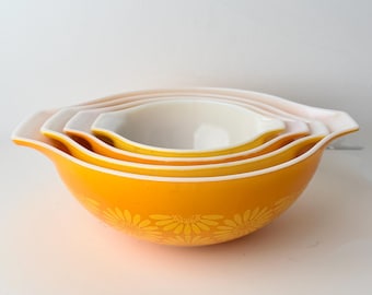 Vintage Pyrex Daisy Aschenputtel Rührschüsseln Set - Gelb Orange Mid Century