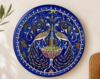 Vintage handbemalter Keramikteller mit Pfauenmotiv, kobaltblau, Vogel-Wanddekoration
