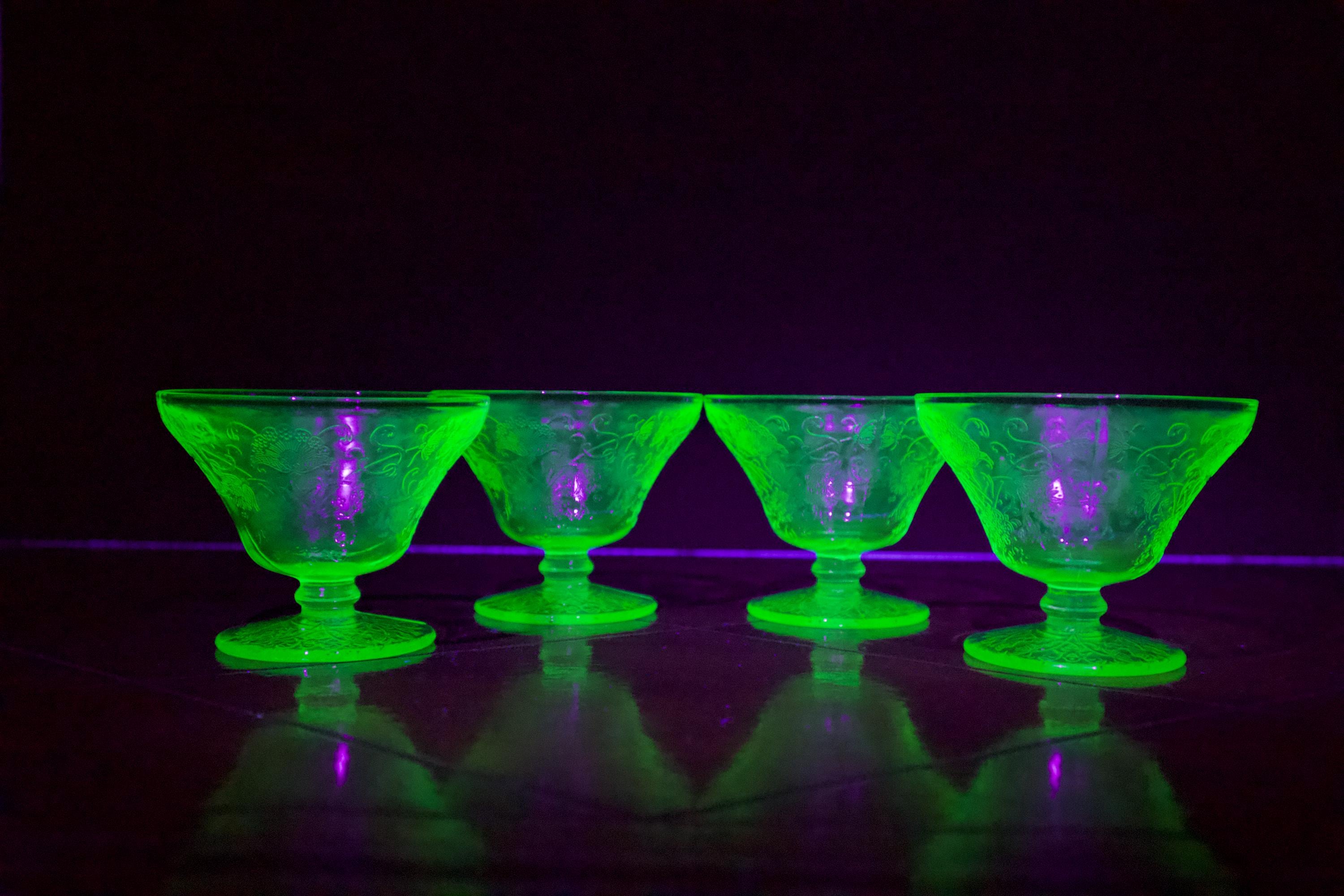 Depression Glass - Etsy Canada