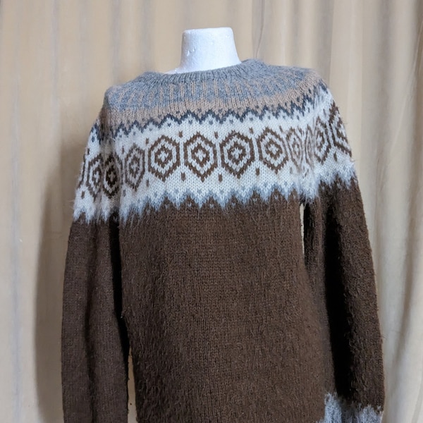Vintage Hand Knit Peruvian Alpaca Wool Sweater by Handicraft / Medium Large