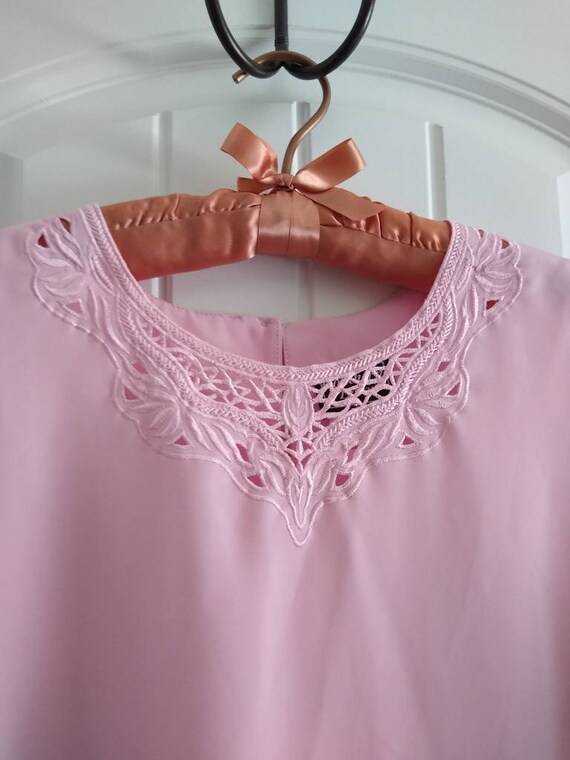 Vintage Pink Southern Lady Sleeveless Blouse // E… - image 2