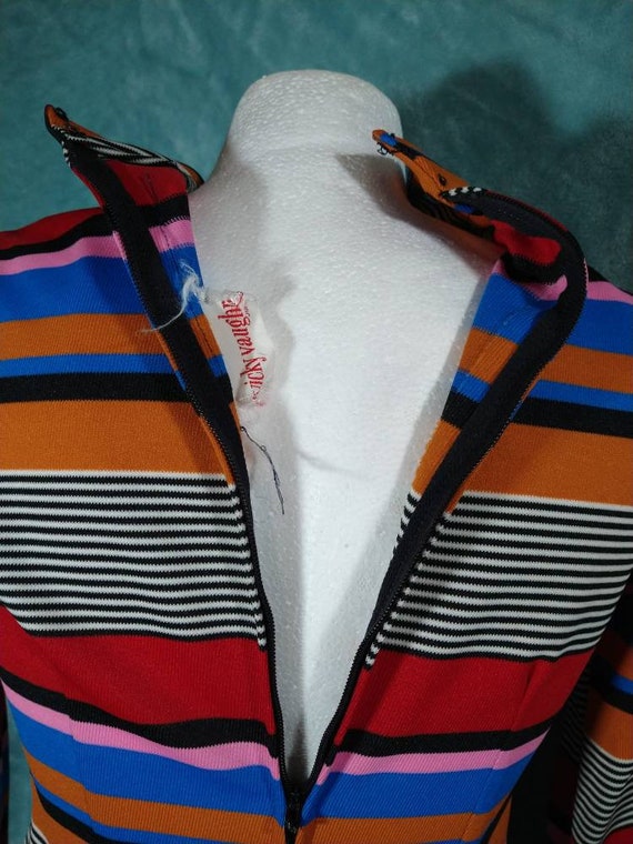 Vintage 60s 70s Mod Striped Dress with Matching V… - image 6