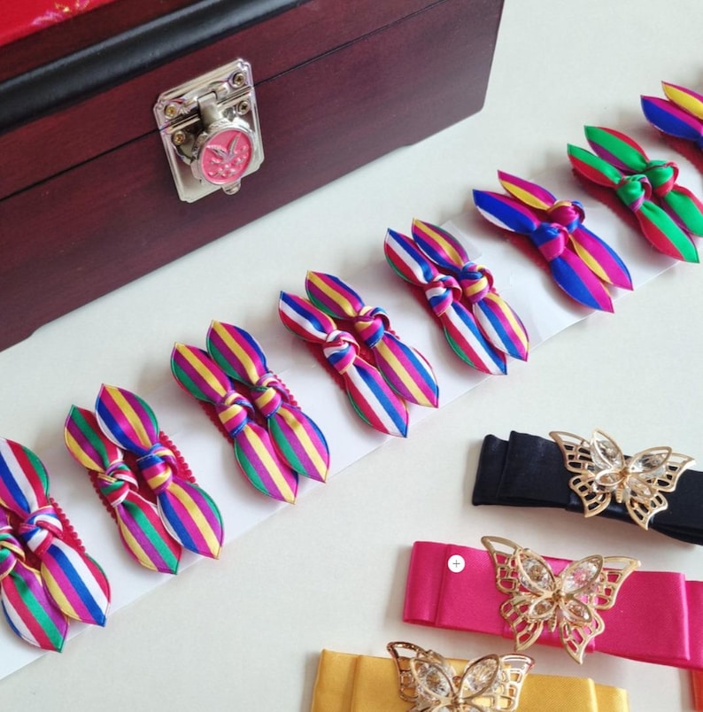 Saekdong Ribbon Hair Clip Set (2 pcs): Korean Hanbok Accessory image 4