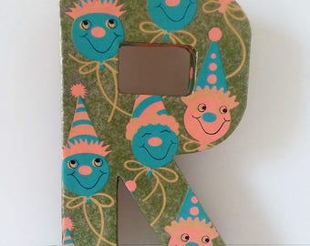 Letter R With Vintage Retro Clown Wrapping Paper