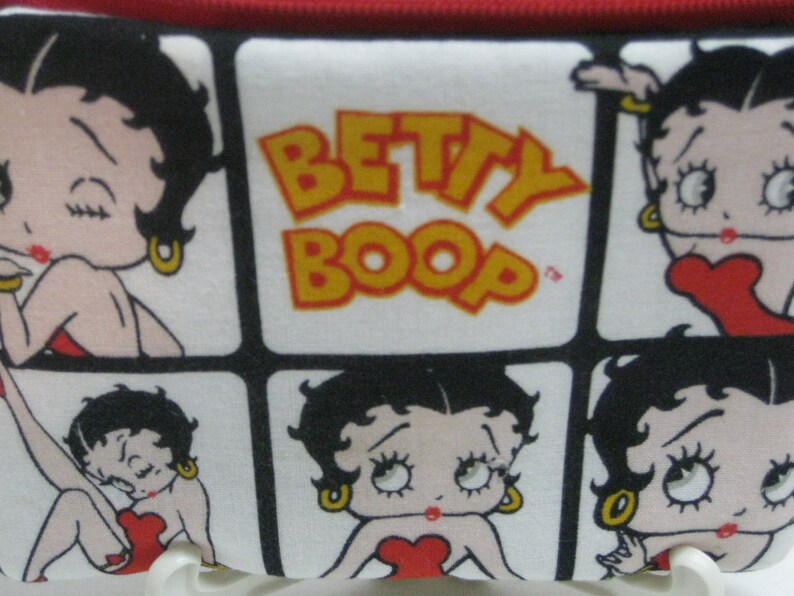Betty Boop Zipper Women Pouch