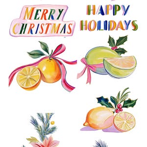 Op de afbeelding: Een verzameling aquarelillustraties met citrusvruchten, roze linten, hulst, kerststerren en dennentakken. Tekstelementen zijn onder meer "HOLIDAY CHEERS", "WHIMSICAL WATERCOLOR CLIPART", "MERRY CHRISTMAS" en "HAPPY HOLIDAYS" in kleurrijke letters.