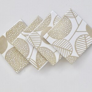 Abstract Pattern Ceramic Coasters, Beige and White, set of 4 image 4