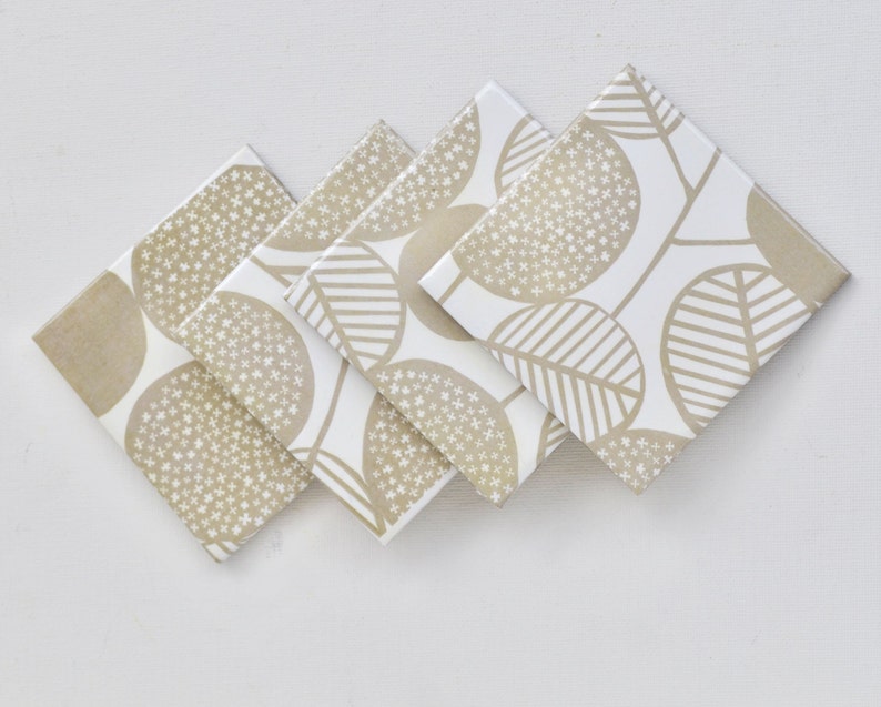 Abstract Pattern Ceramic Coasters, Beige and White, set of 4 image 4