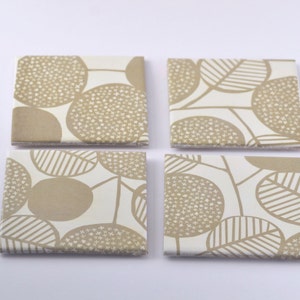 Abstract Pattern Ceramic Coasters, Beige and White, set of 4 image 3