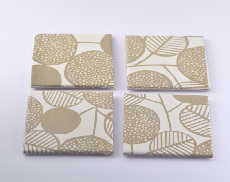 Abstract Pattern Ceramic Coasters, Beige and White, set of 4 image 3