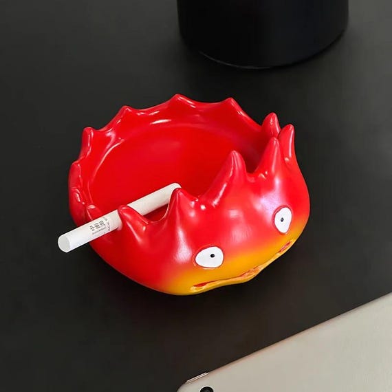 カルシファー灰皿：ハウルの動く城をモチーフにした樹脂製アニメ