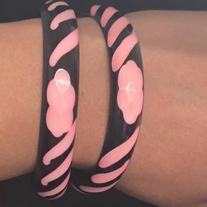 Carved Swirl Pink & Black Acrylic Bangles