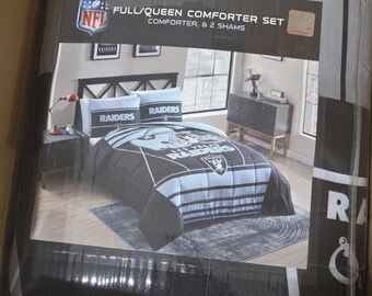 Las Vegas Raiders NFL Licensed Full/Queen Comforter & Sham Set