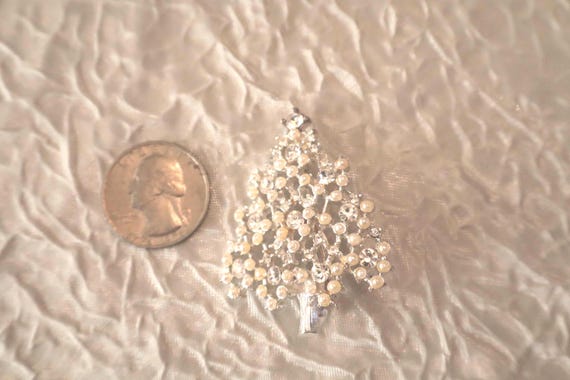 Eisenberg Ice Christmas Tree Brooch