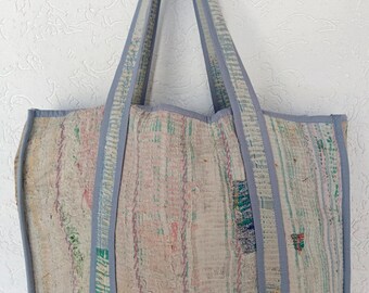 Vintage Kantha Quilted Tote Bag: Boho Beach Travel Bag