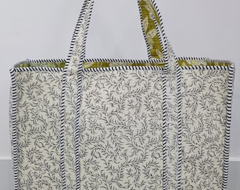 Handmade Quilted Cotton Tote Bag / Reversible Floral bag Shopper