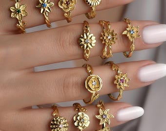 Personalized Birth Flower Gold Ring, Dainty Birthstone Floral Jewelry for Women