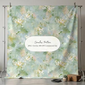 Può includere: Un cartello in legno rustico con la scritta "Welcome to our home" in lettere bianche. Il cartello presenta una finitura invecchiata e un design semplice e invitante, perfetto per un portico o un ingresso.