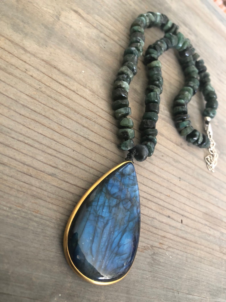 Beaded Necklace Short Necklace Pendant Necklace Beaded Labradorite Emerald Necklace
