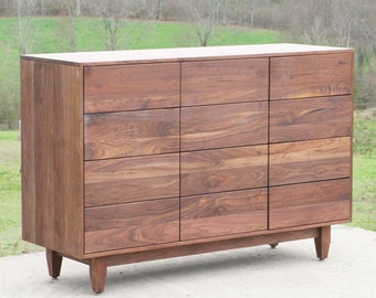 X12430a *Hardwood 12 Drawer Dresser, Inset Drawers,  Flat Panels, 60" wide x 20" deep x 40" tall - natural color