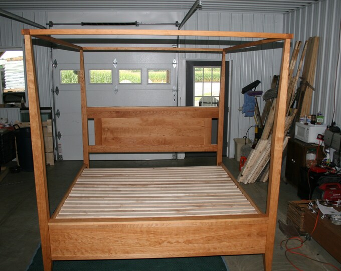 Ship Soon 3572-1 King CbRnP4 Cherry Canopy Solid Hardwood Bed with Tapered Posts and Shaped Headboard- natural color