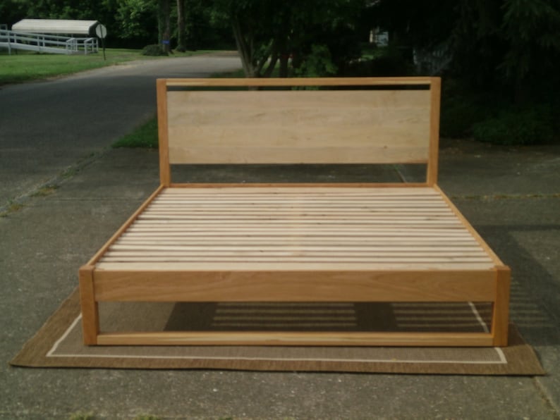 NbRnV04 Solid Hardwood Platform Bed with Head Board and Beam image 5