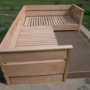 DdRnV1 Solid Hardwood Day Bed or Couch Bed in L shape with two storage drawers natural color image 8