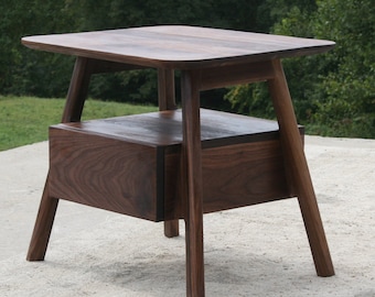 BT110r *Hardwood Bedside Table, 1  Drawer, 1 Shelf, Slanted Legs - natural color