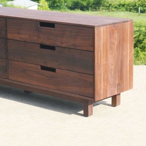 X6320c Hardwood 6 Drawer Dresser, Inset Drawers, Cutout Pulls, Flat Panels, 80 wide x 20 deep x 35 tall natural color image 2