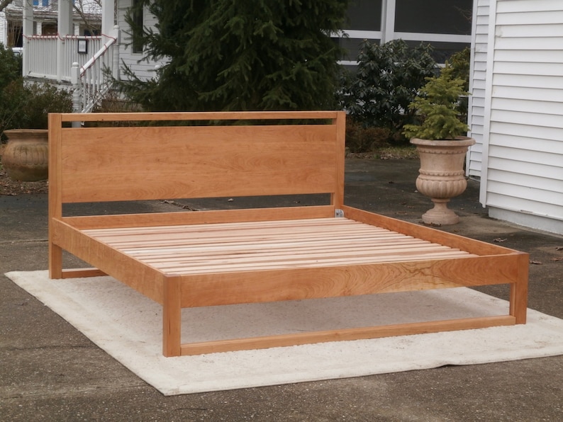 NbRnV04 Solid Hardwood Platform Bed with Head Board and Beam image 0