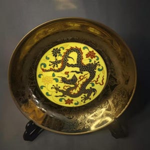8.5"Chenghua Gold-Traced Double Dragon Plate - Antique Porcelain Art