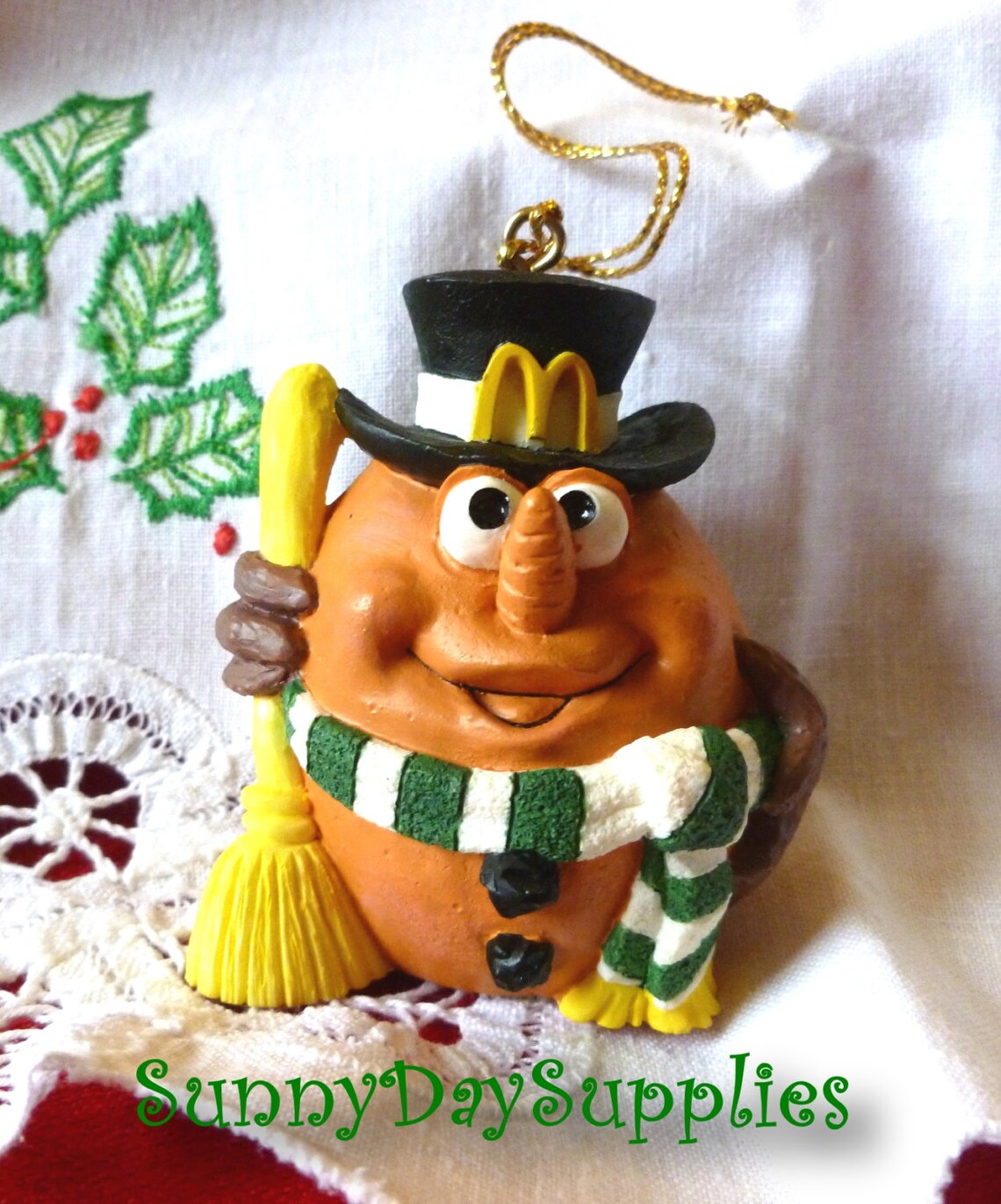 Merry McNugget Christmas Ornaments Set A Vintage McNugget Etsy