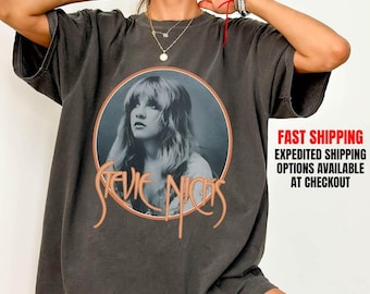 Camiseta "Don't Be A Lady Be A Legend" con colores cómodos, camiseta de Stevie Nicks, camiseta retro de Stevie Nicks de edición limitada, regalo unisex para conciertos de música.
