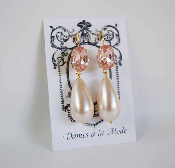 Blush pink pearl online earrings