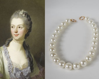 Reproduction 18th Century Shell Pearl Necklace, Big Pearl Necklace, Rococo Necklace, Pearl Choker, Reenactor Jewelry Colonial Necklace 1700s