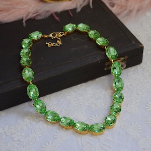 Green Georgian Collet Necklace, Peridot Green Anna Wintour Necklace, Light Green Regency Rivere Necklace, Jane Austen, 18th Century Paste