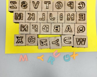 26文字のパーソナライズされたペンダントダイカッター、26個の