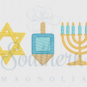 Könnte beinhalten: Ein Set aus drei gestickten Symbolen, die Hanukkah darstellen: ein goldener Davidstern, ein blauer und goldener Dreidel und ein goldener Chanukka-Leuchter mit blauen Kerzen.