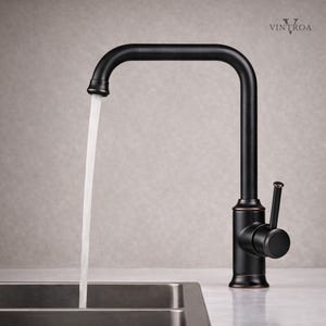 Rubinetto da cucina in bronzo nero, miscelatore per lavello in ottone con maniglia singola